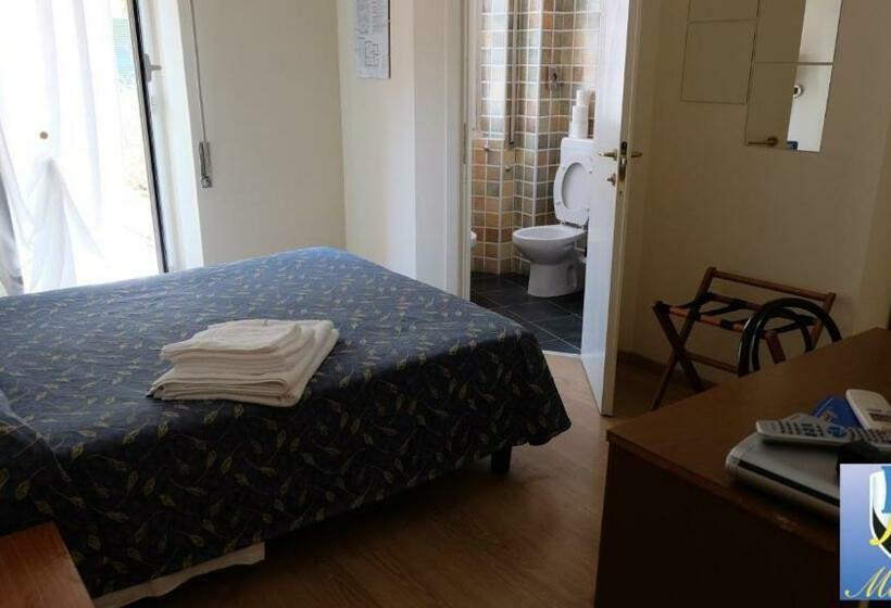 חדר סטנדרט יחיד, Mimosa