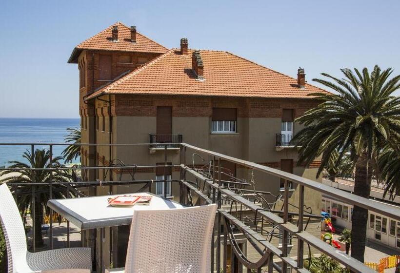 חדר סטנדרט לשלושה, Mimosa