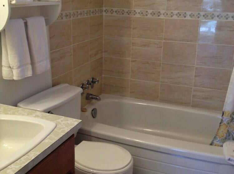 2ダブルベッドのスタンダードルーム, Red Roof Motor Inn