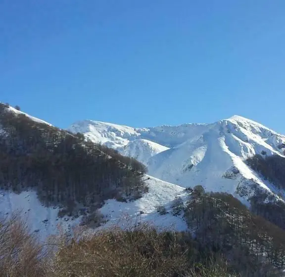 اتاق ساده سه‌ نفره, Rifugio Del Pettirosso