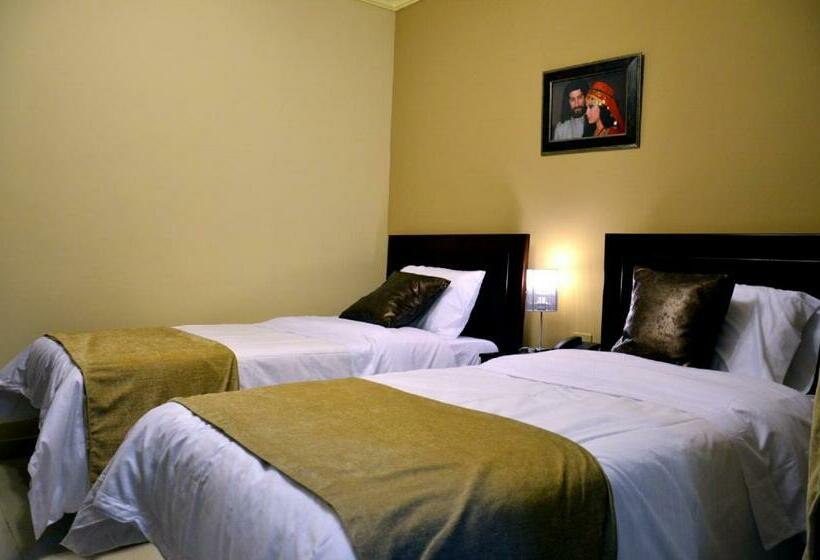 اتاق لوکس, Saint John