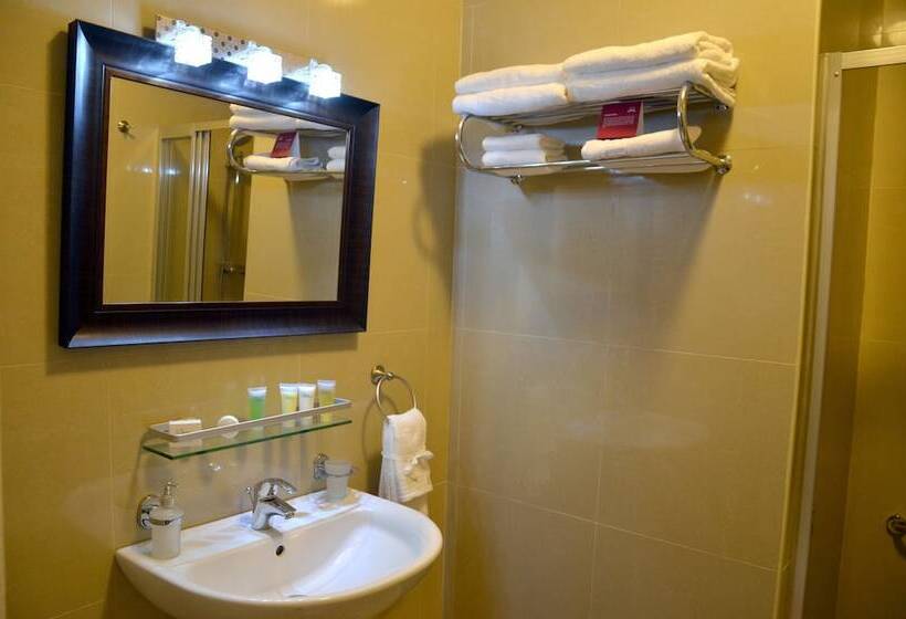 اتاق لوکس, Saint John