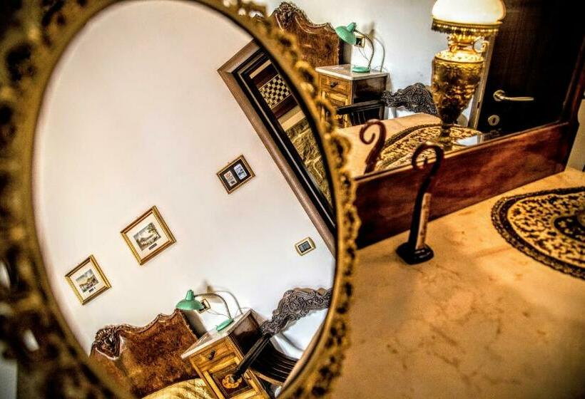 اتاق لوکس, San Gennaro B&b