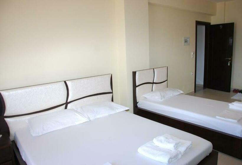 Triple Room Sea View, Summer Dream