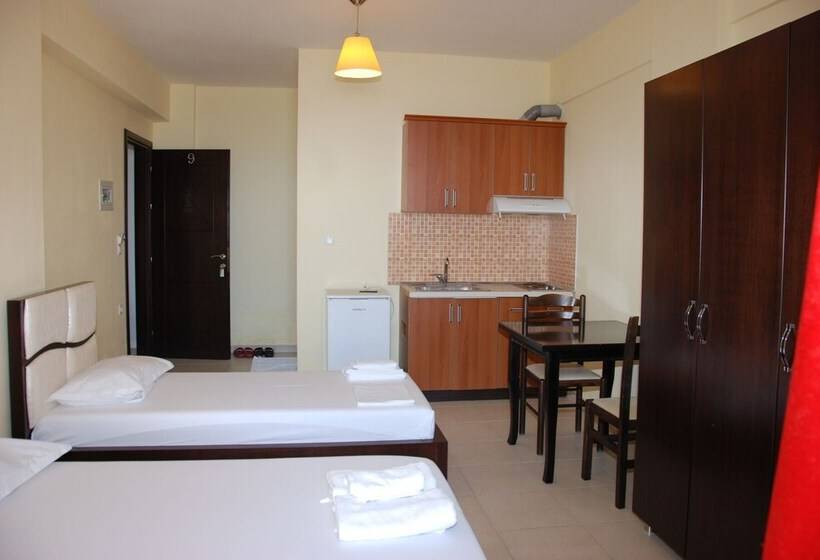 Triple Room Sea View, Summer Dream