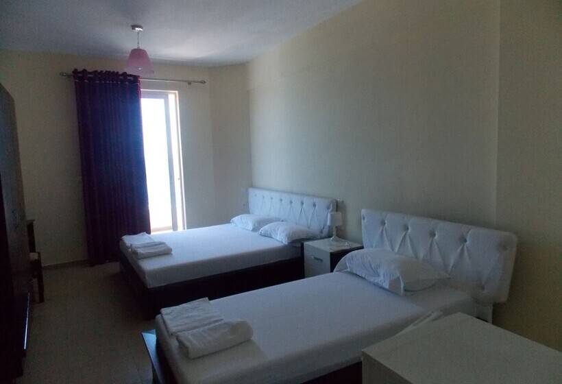 Triple Room Sea View, Summer Dream