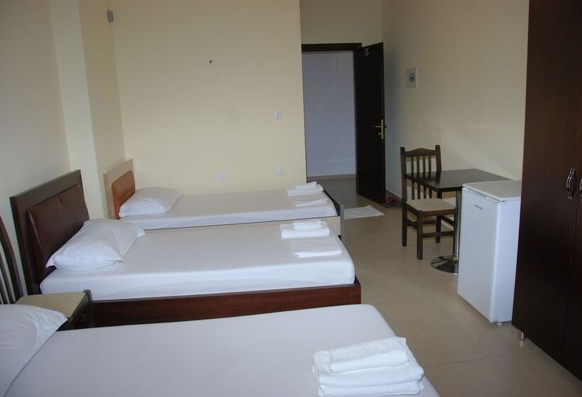 Habitació Quàdruple Estàndard Vista Mar, Summer Dream