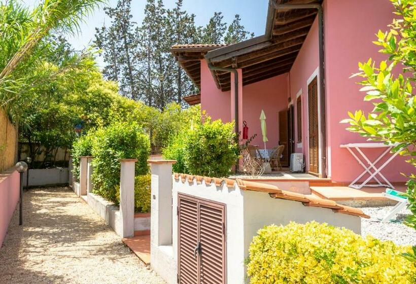 شقة غرفة واحدة, Villa Rosa