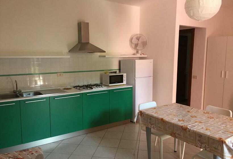 شقة غرفة واحدة, Villa Rosa