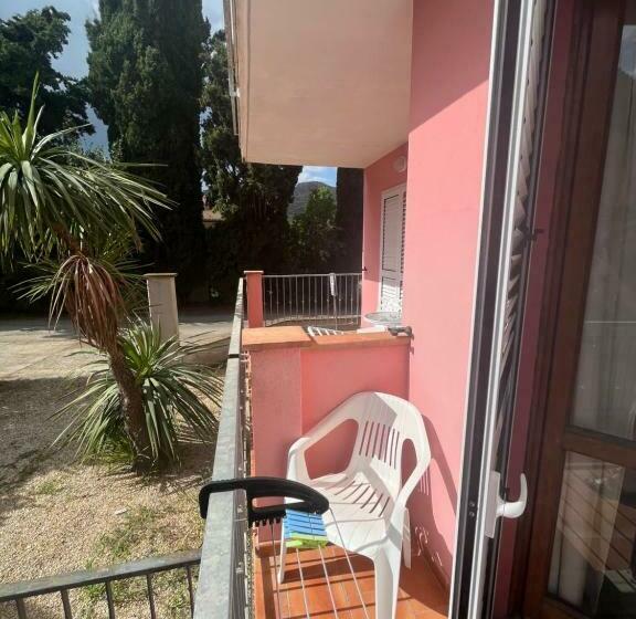 غرفة قياسية, Villa Rosa