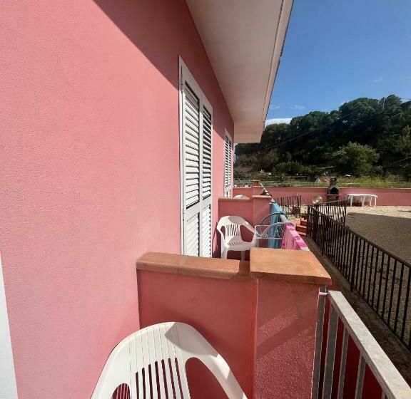 标准间, Villa Rosa