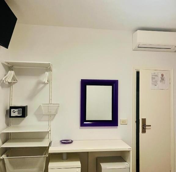 غرفة أساسية, Villa Rosa