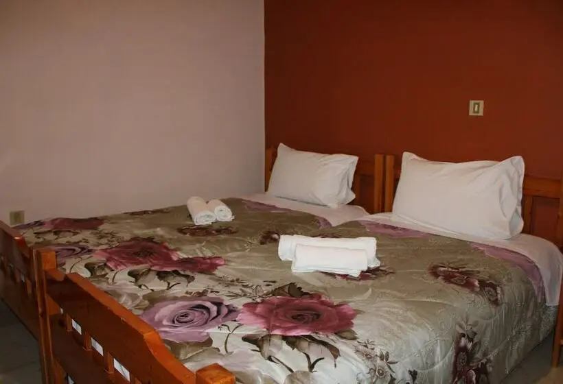 エコノミールーム, Astir Rooms