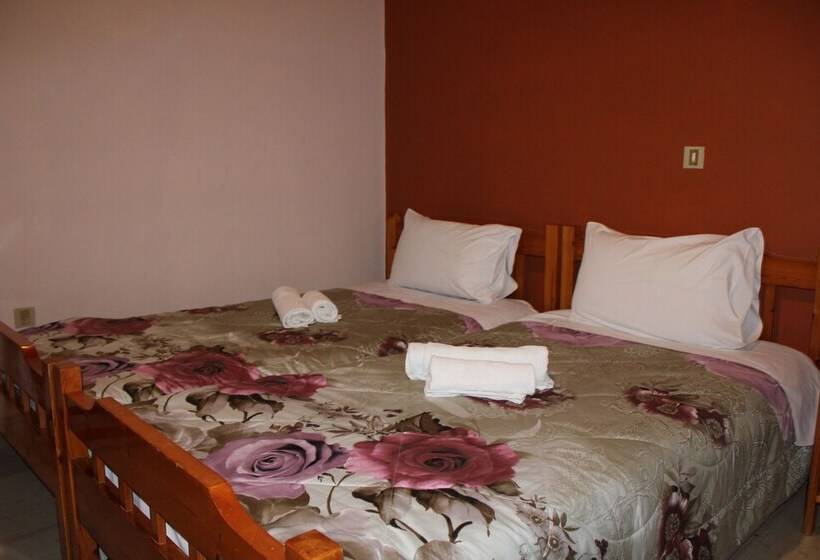 חדר אקונומי, Astir Rooms