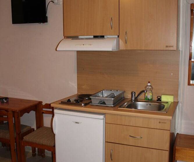 חדר סטודיו סטנדרד, Astir Rooms