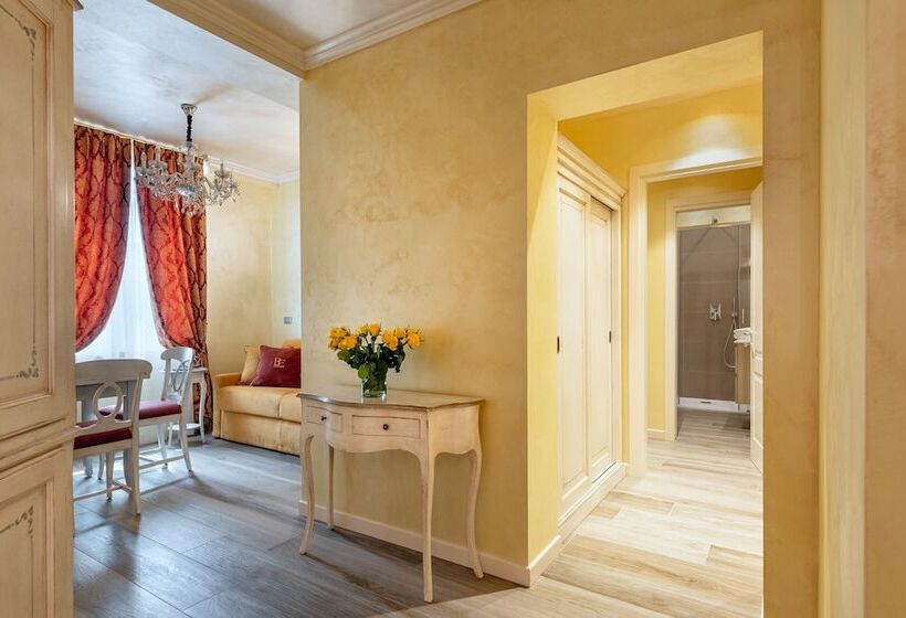 سوییت جونیور, Relais Empire