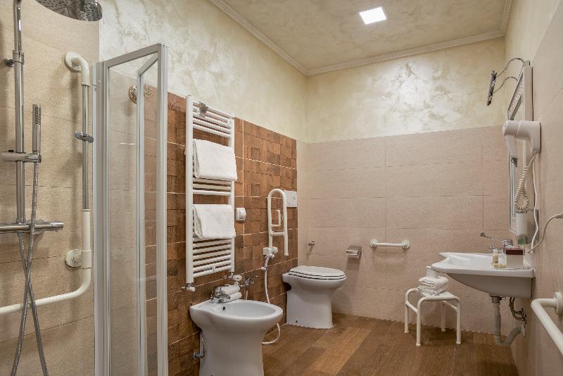 اتاق سوپریور, Relais Empire