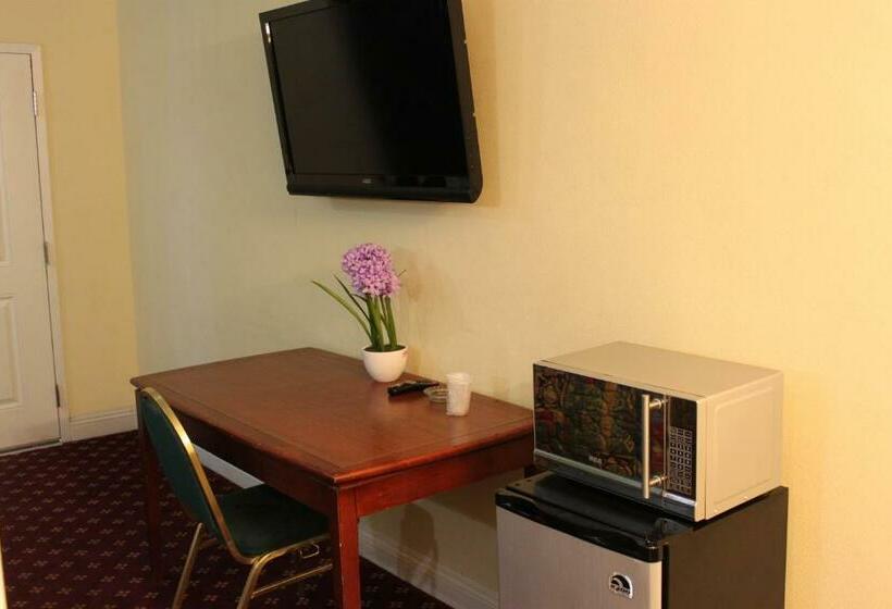 غرفة قياسية, Royla Motel