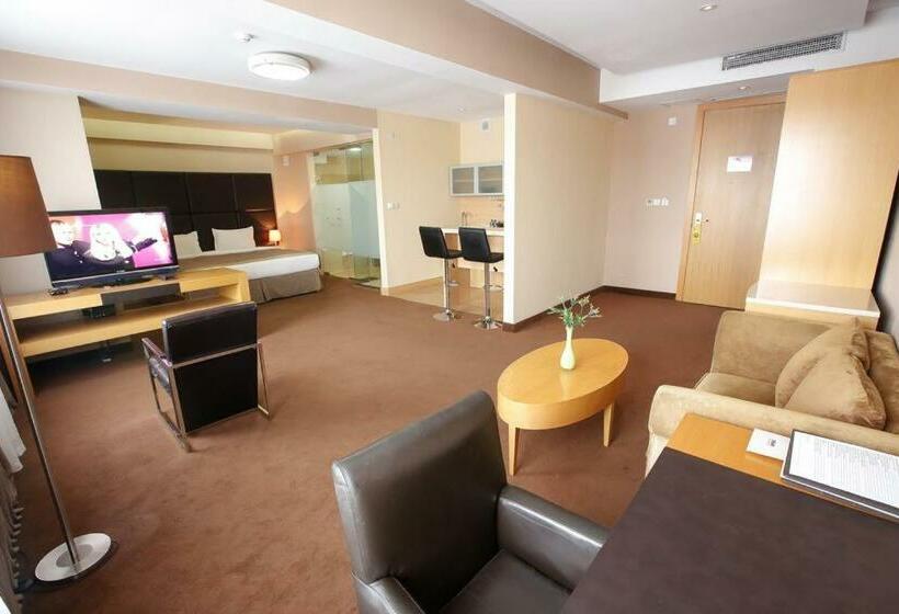 سوییت, The Corporate Hotel Convention Centre