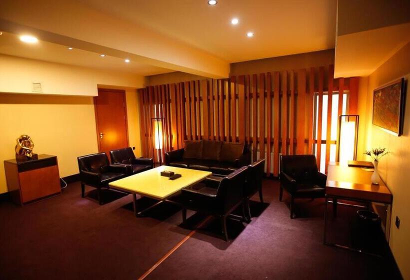 سوییت اجرایی, The Corporate Hotel Convention Centre