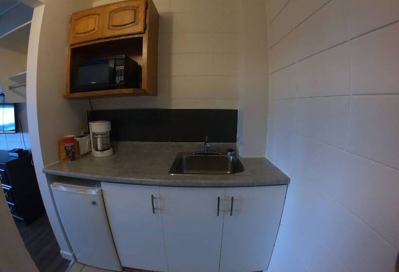 חדר סטנדרט שתי מיטות זוגיות, Value Lodge Economy Motel