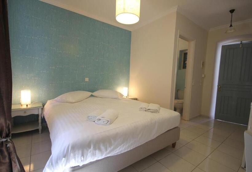 标准间, Alkionides Hydra