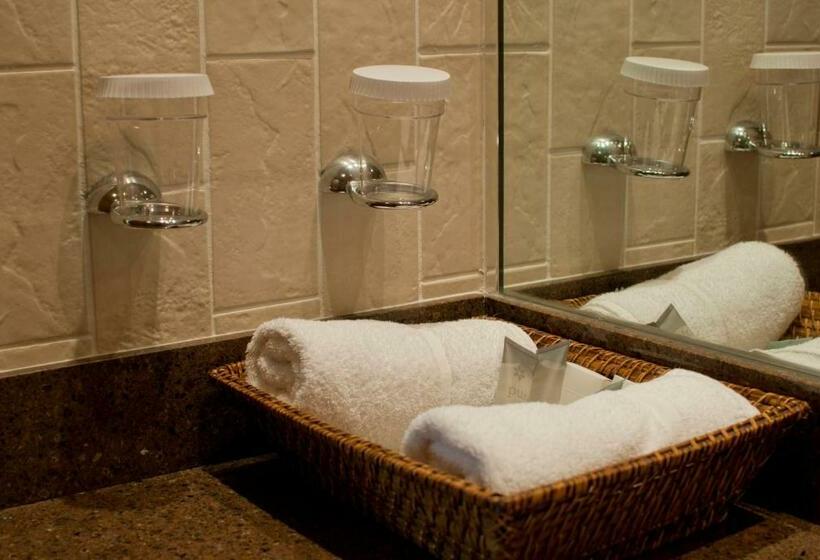 Семейный Номер, An Grianan