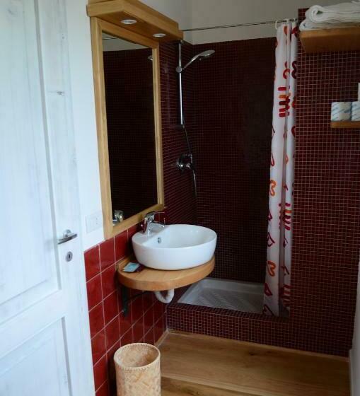 חדר סטנדרט לשלושה עם טרסה, Cincinnato Wine Resort