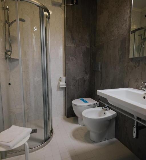 ファミリールーム, Gloria