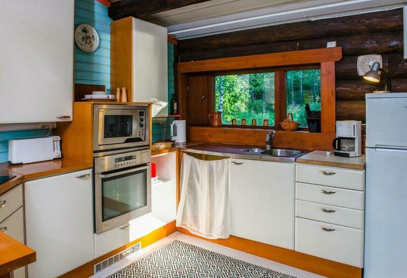 شقة غرفة واحدة, Koivulan Kartano