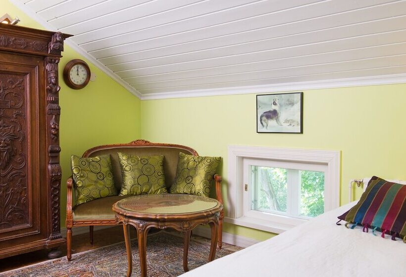 غرفة قياسية, Koivulan Kartano