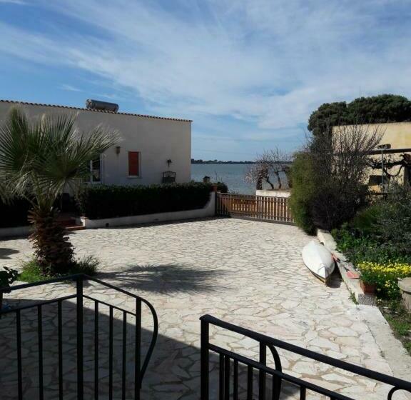 Номер Стандарт с Балконом, Laguna Dei Fenici