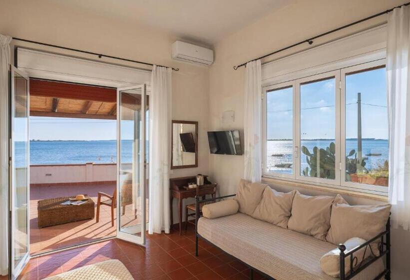 Номер Superior, Laguna Dei Fenici