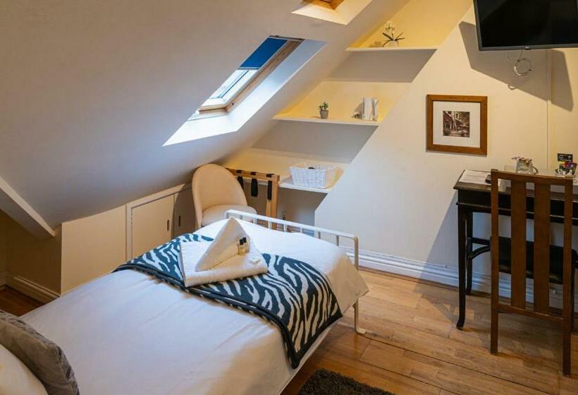 스탠다드 싱글 룸 공동욕실, Lina Guest House