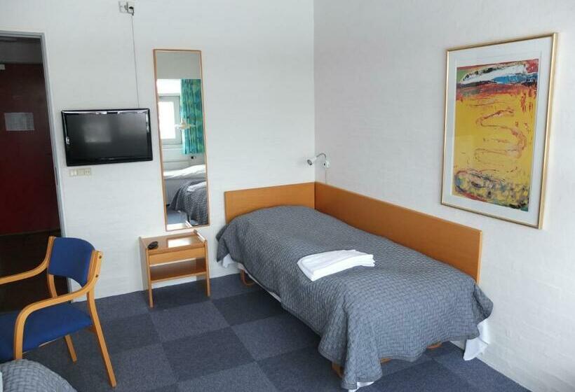 غرفة قياسية, Motel Spar 10