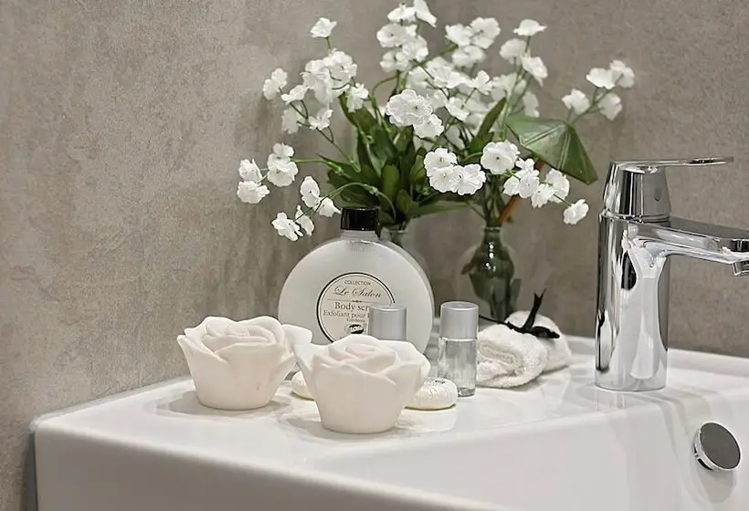 Ullakkohuone, Apartamentos Suites Oficentro Deluxe