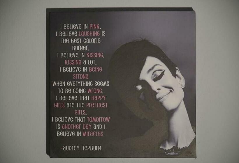 חדר קלאסי לשלושה, Blue Palace Apart