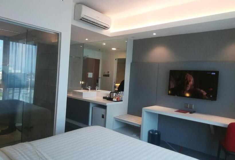 Номер Deluxe Кровать Кинг, Amerin Hotel Johor Bahru