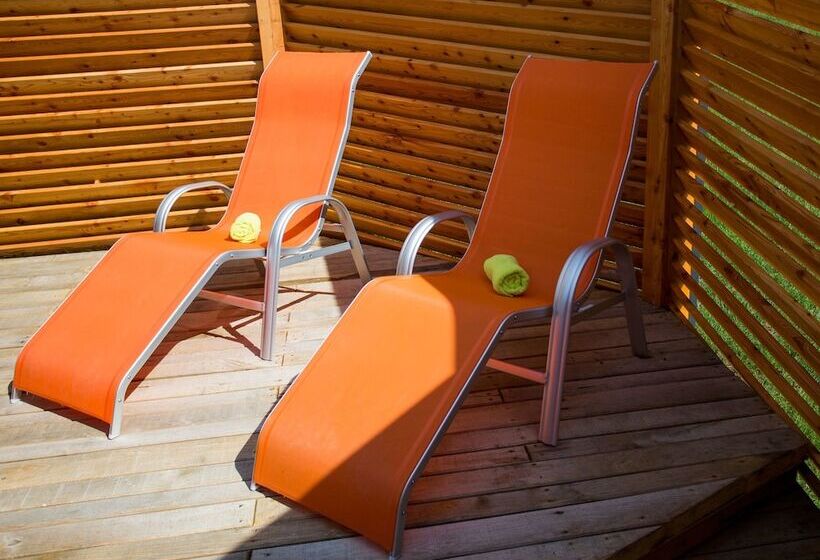 کلبه ییلاقی, Apartments & Wellness Skok
