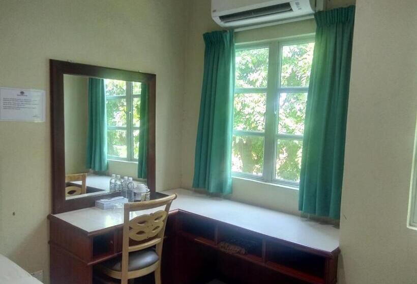 חדר משפחתי, Arwana Inn Tok Bali