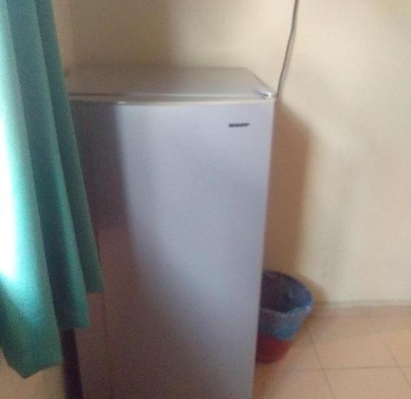 דירת חדר, Arwana Inn Tok Bali