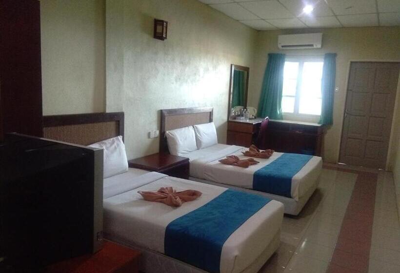 חדר סופריור לשלושה, Arwana Inn Tok Bali