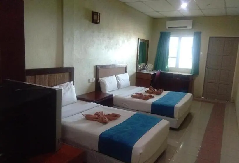 Superior Kolmen Hengen Huone, Arwana Inn Tok Bali