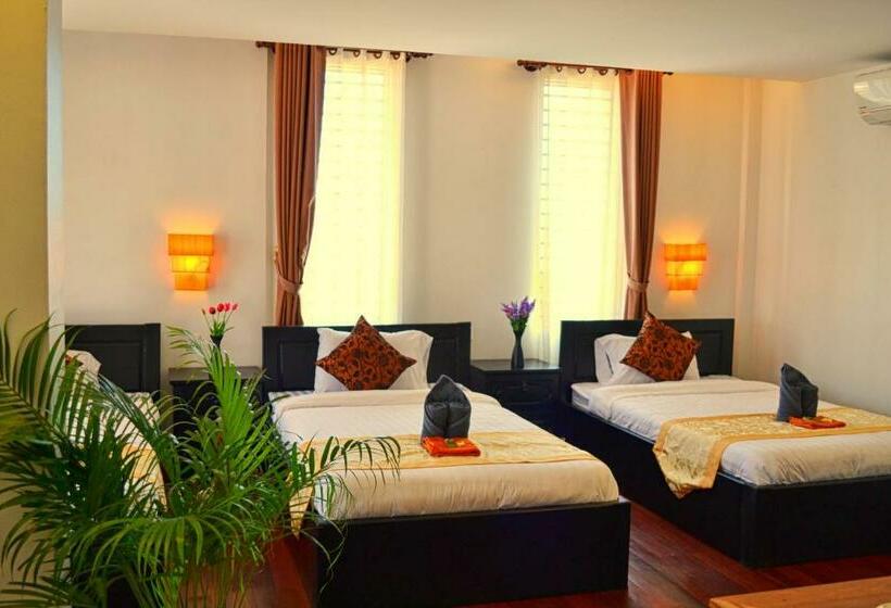 Трехместный Номер Superior, Baan Soksan