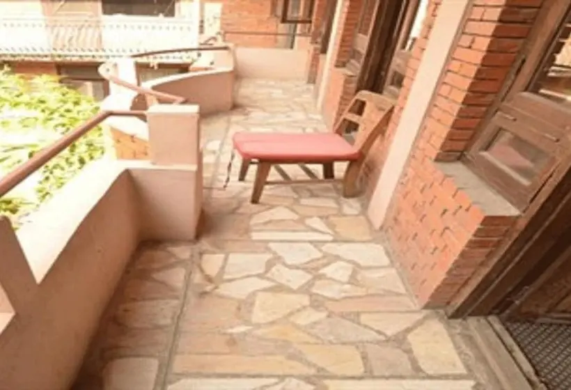 اتاق اکونومی با حمام مشترک, Golden Gate Guest House