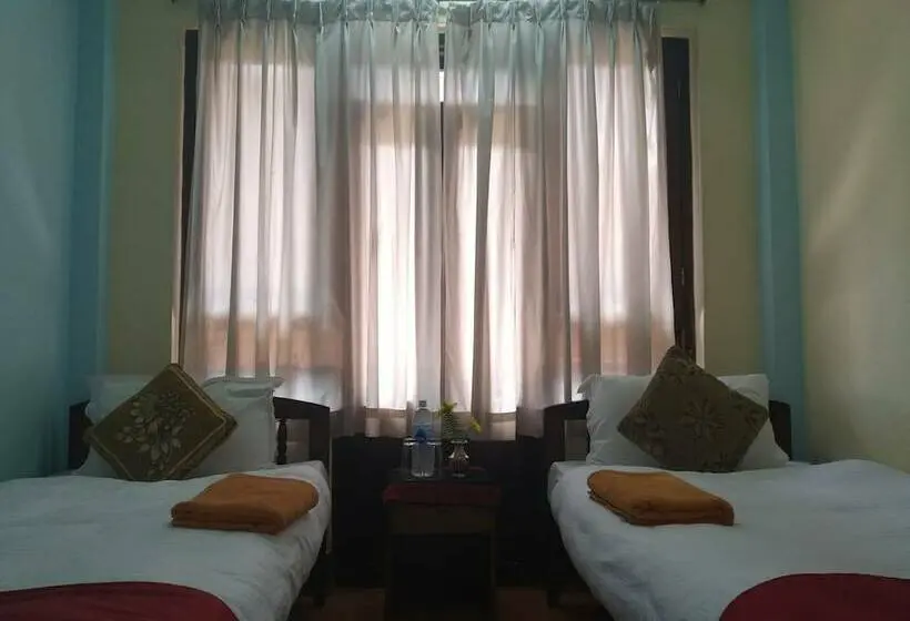 اتاق اکونومی با حمام مشترک, Golden Gate Guest House