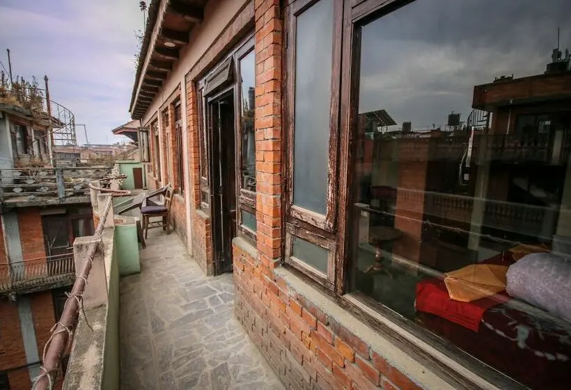 اتاق اکونومی با حمام مشترک, Golden Gate Guest House