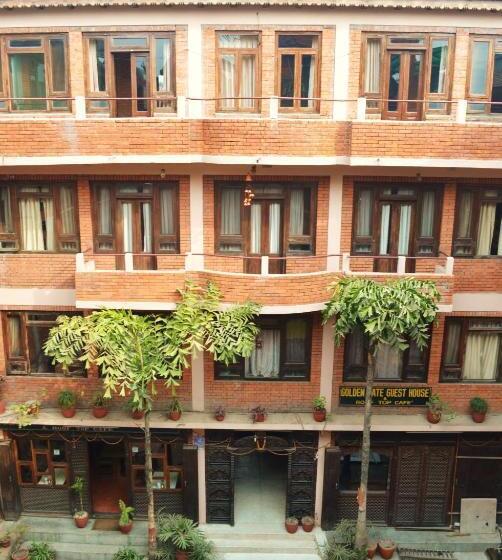 اتاق اکونومی با حمام مشترک, Golden Gate Guest House