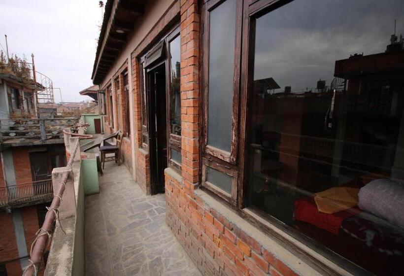 اتاق اکونومی با حمام مشترک, Golden Gate Guest House