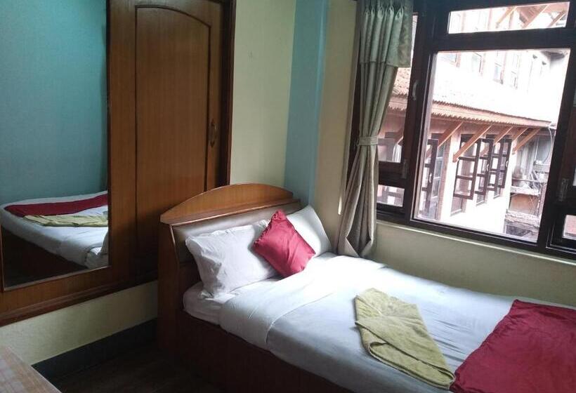 اتاق استاندارد یک نفره, Golden Gate Guest House